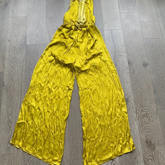 Strut & Bolt 6783 Platinum Chartreuse jumpsuit - Picture 7 of 8